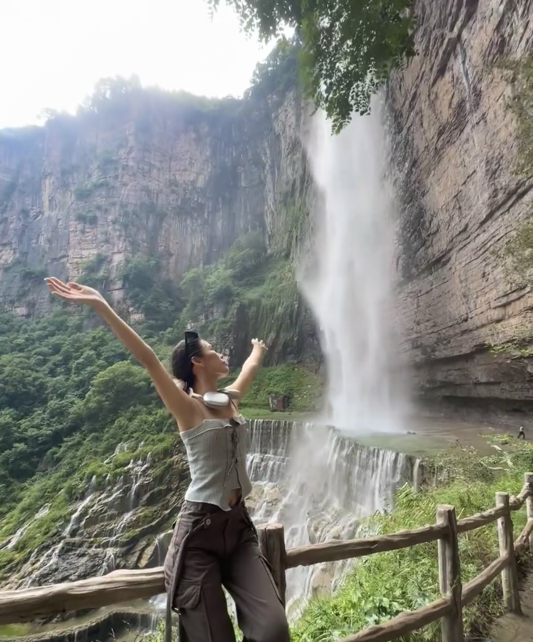 中秋八里沟，掀起假期旅行小高峰